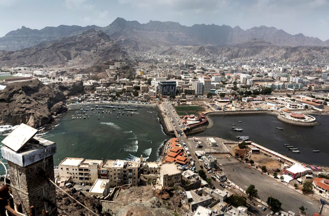 عدن.. مدينة الشمس والبحر والعطر والتاريخ